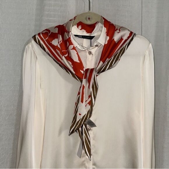 Ann Taylor Medium Ivory Bloody Orange Brown White Floral Scarf - Picture 3 of 7